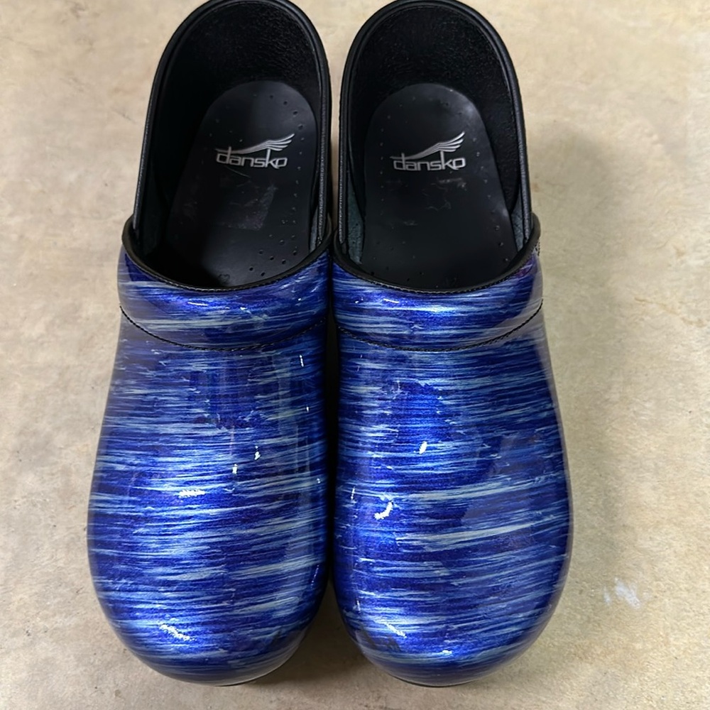 Dansko original clogs size 42!